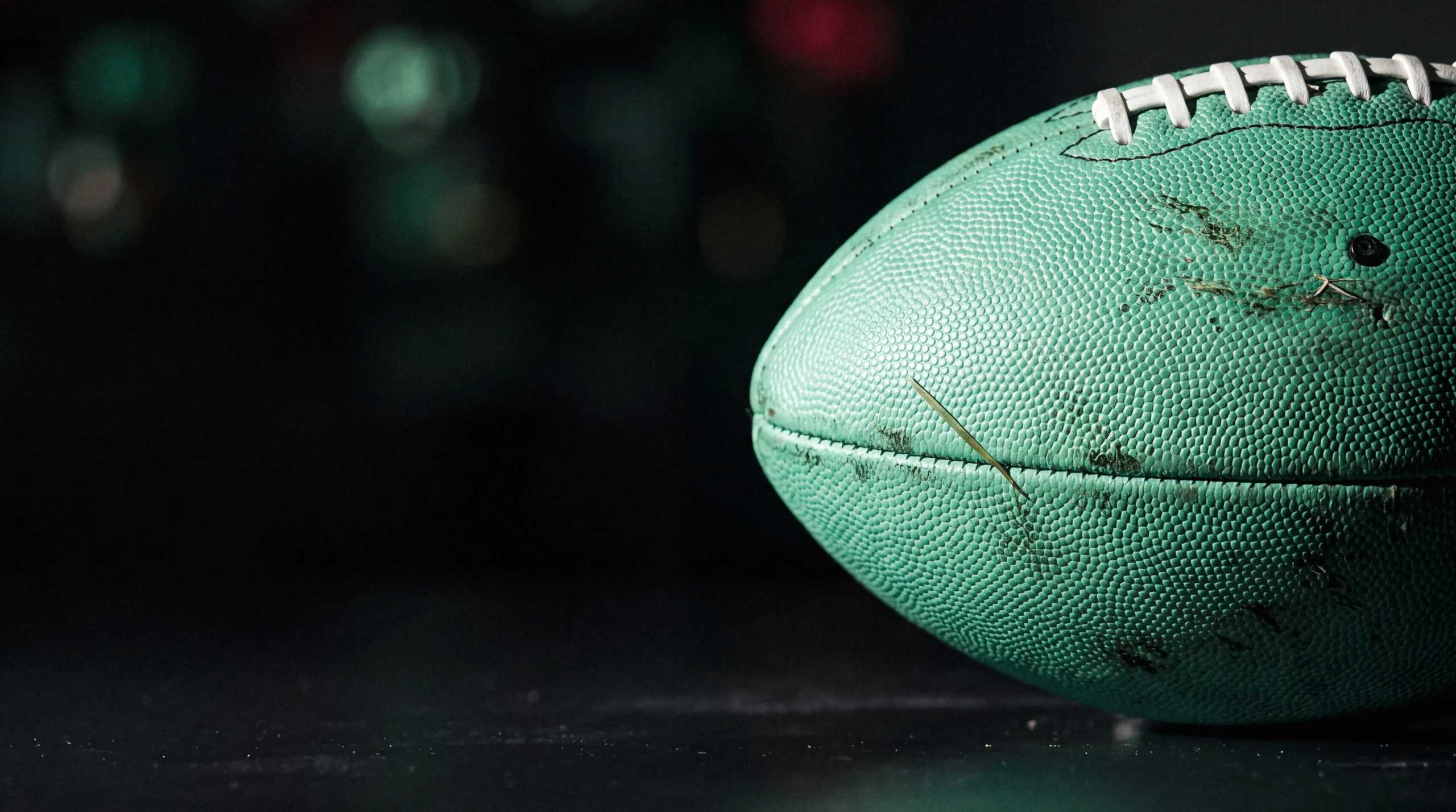 Kalshi’s NFL Volume Is Exploding. Should Sportsbooks Be Worried?